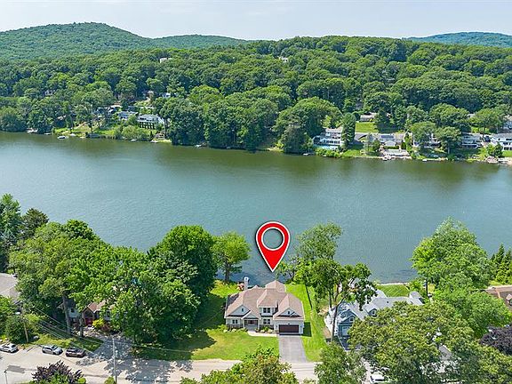 4th image of 163 High Crest Dr