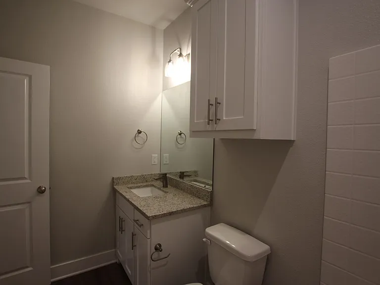 727 Freedom Way — Photo 18