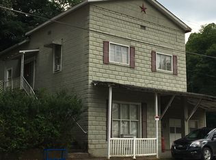 74 May Ln, Burton, WV 26562