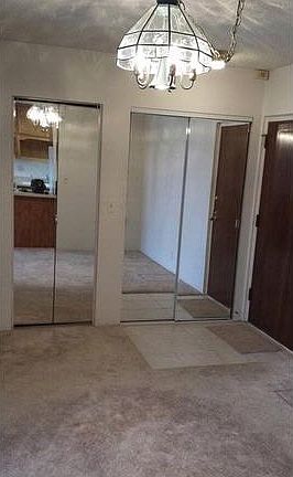 4th image of 1060 N Farnsworth Ave #14