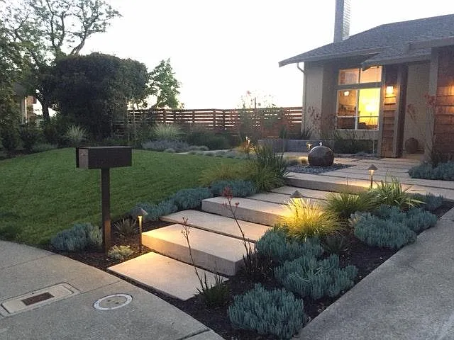 520 Baylor Court — Photo 2