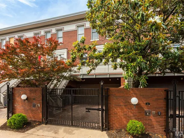 10 Portland Ct, Saint Louis, MO 63108