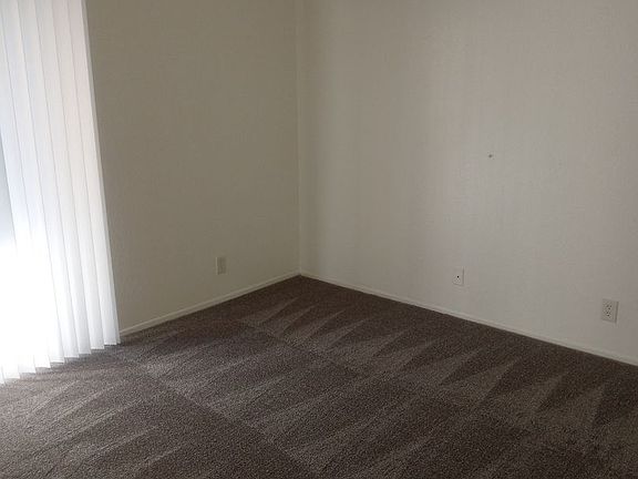 3rd image of 18989 Allegheny Rd APT 6