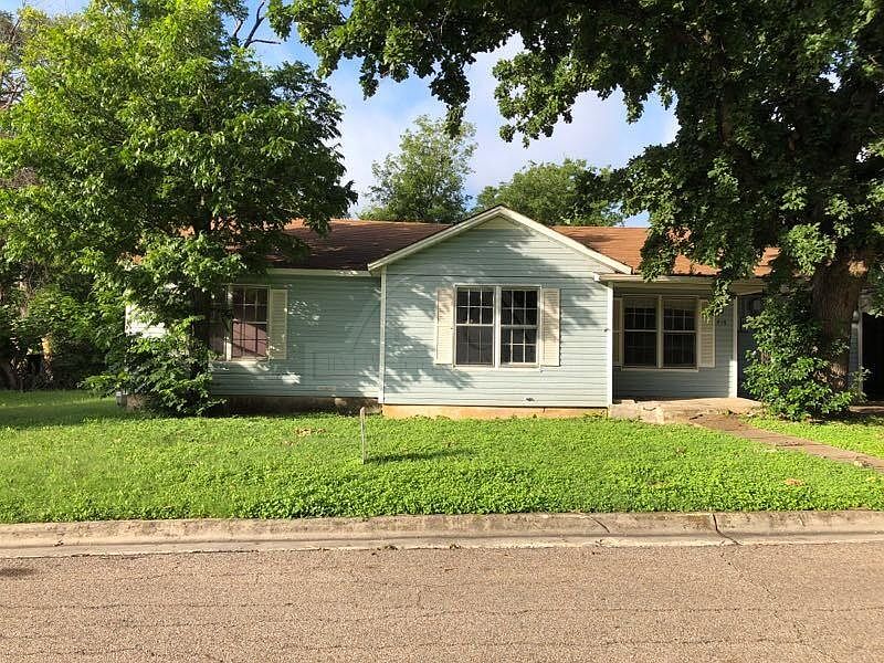 1st image of 416 E Garrison Ave