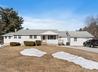 35 Bunker Hill Rd, Auburn, NH 03032