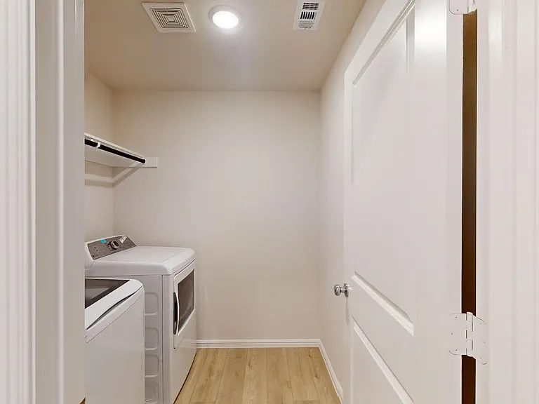 1708 Calanques St — Photo 11