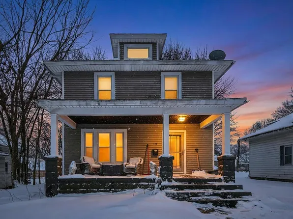 117 Charles Ct, Buchanan, MI 49107