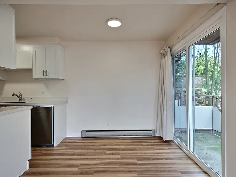 1307 14th Ave S #101 — Photo 7