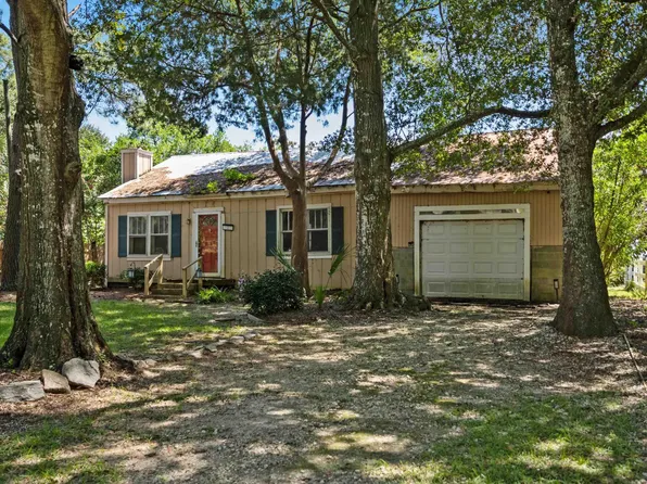 3 Fletcher Way, Pawleys Island, SC 29585
