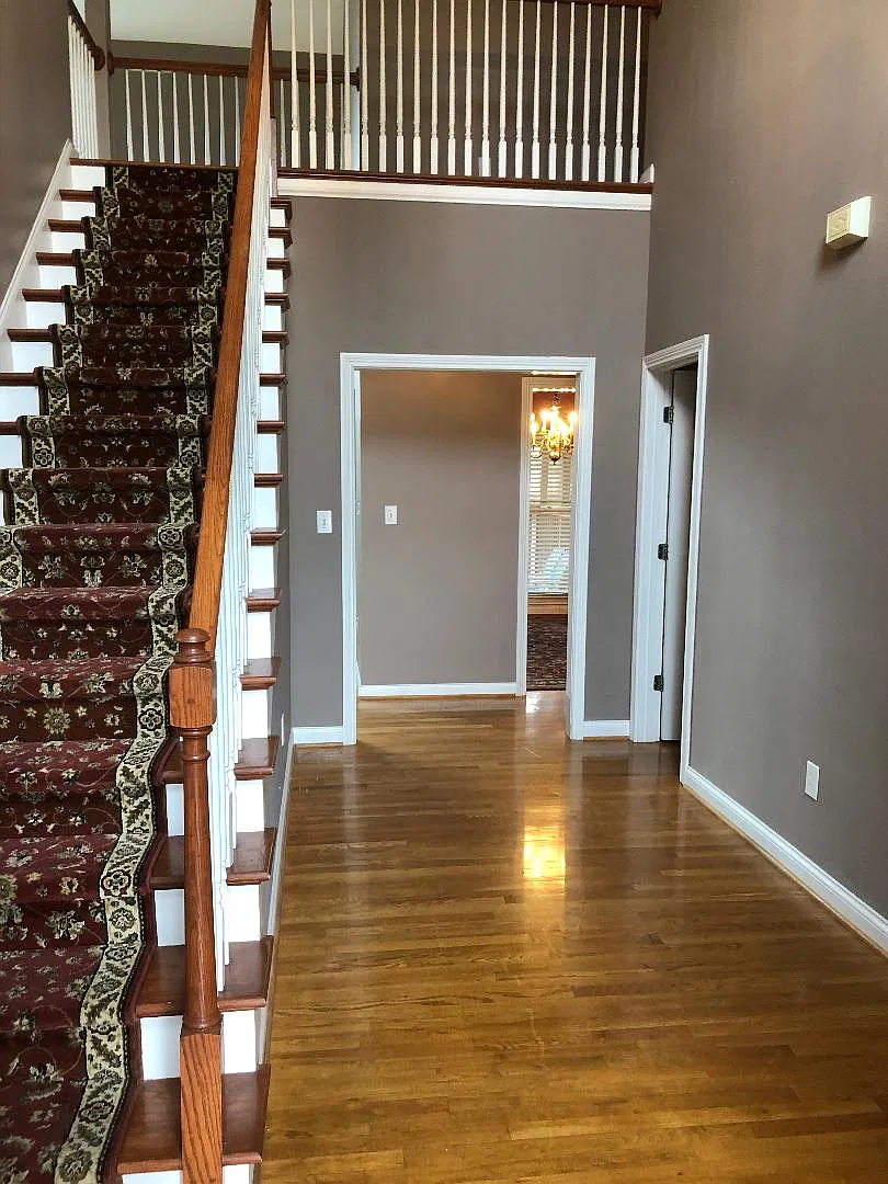 2209 Carrington Ct — Photo 2