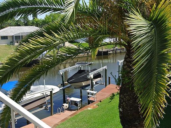 5th image of 250 Englewood Isles Pkwy APT 3