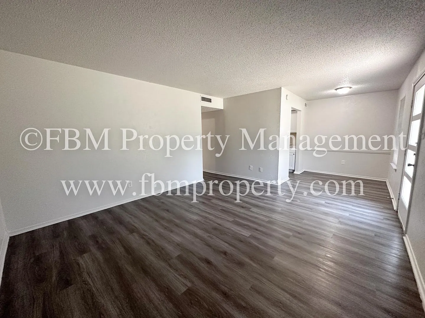 The Village, Unit A - Cozy 2 Bedroom, 1 Bathroom Apartment Home in Ennis, TX! — Photo 3