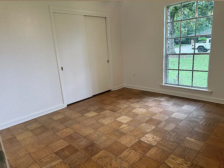11666 Parkwood Dr — Photo 7