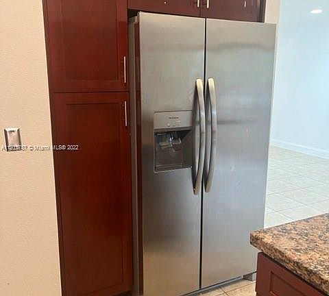 5th image of 408 NW 53rd St #408