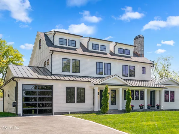 15 Watchtower Ln, Old Greenwich, CT 06870