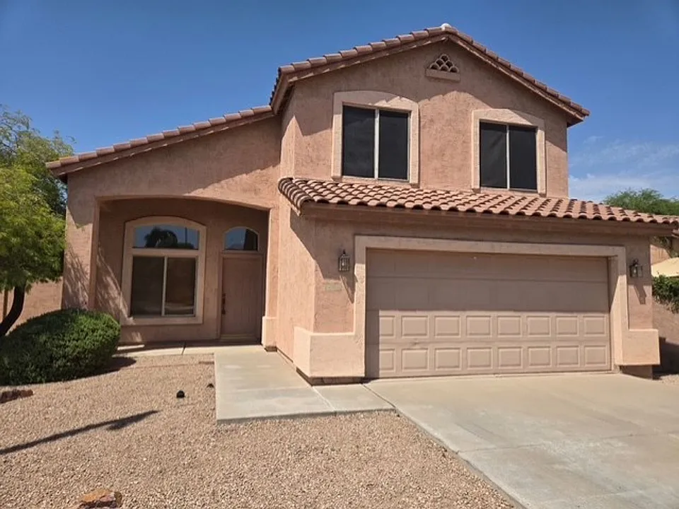 1358 N Thunderbird Ct