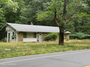 60 Wilson Avenue, Manalapan, NJ 07726