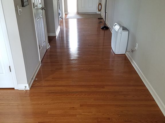 4th image of 5074 Breckenridge Dr