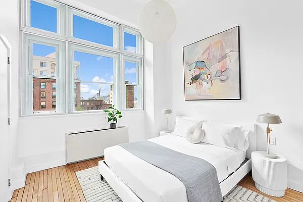 Sold by Compass | media 6