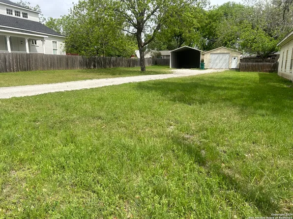 410 E Bandera LOT 10, Boerne, TX 78006