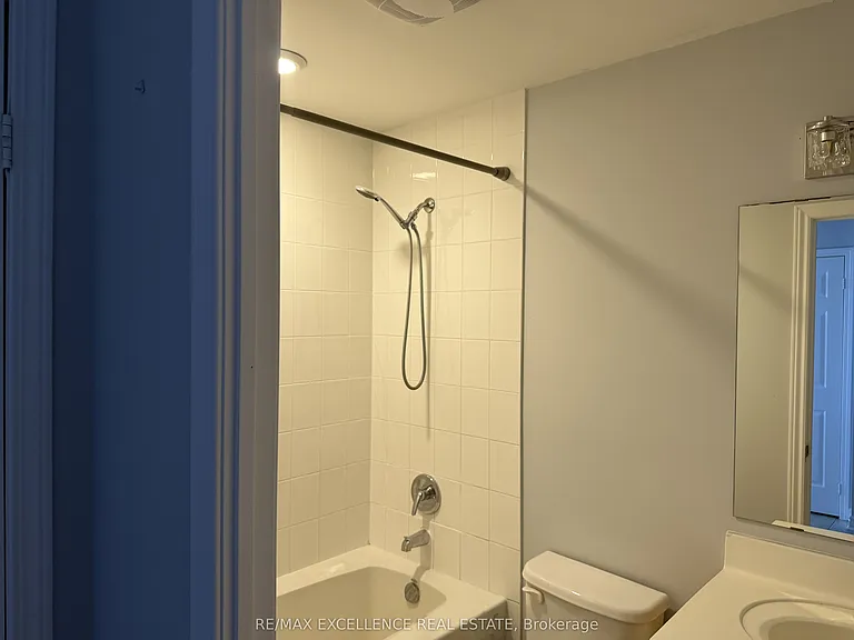 388 Prince Of Wales Dr #3306 — Photo 5