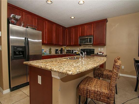 2nd image of 3120 Windsor Lake Cir