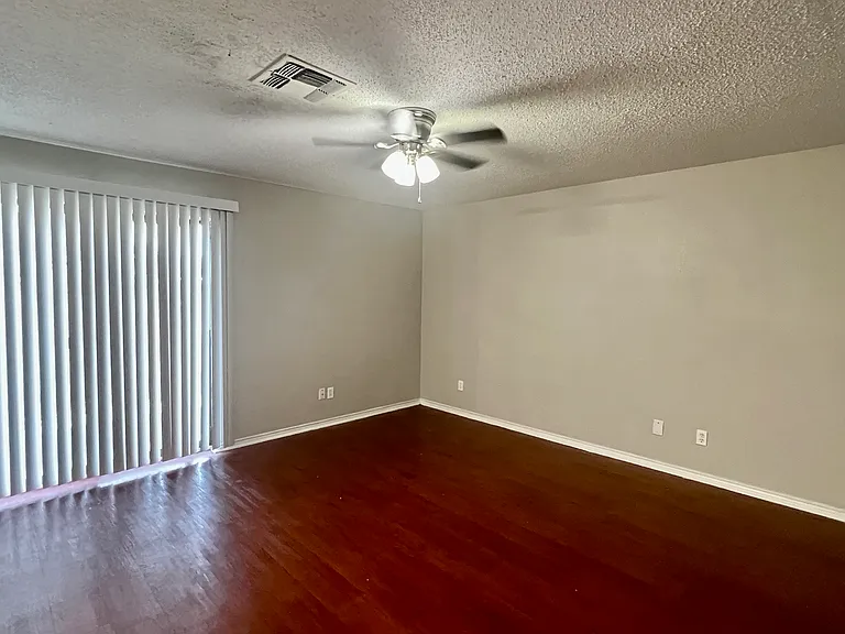 Vintage Square Apartments, McAllen, TX — Photo 103