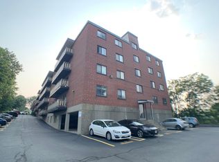 100 Grand View Ave APT 11A, Quincy, MA 02170