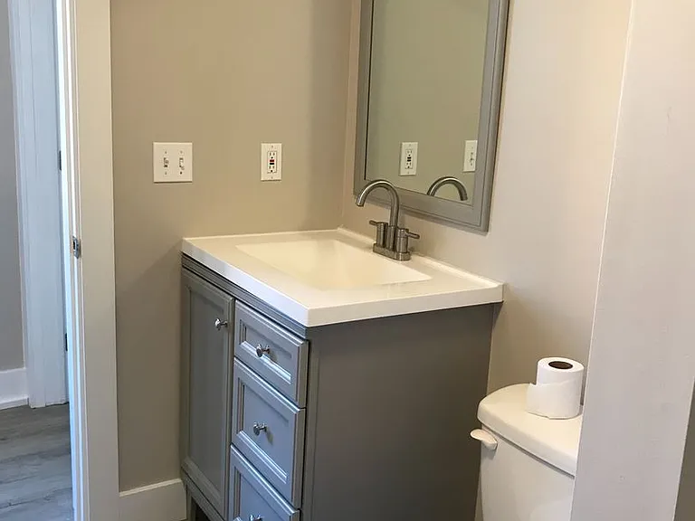 430 Greenfield Avenue — Photo 13