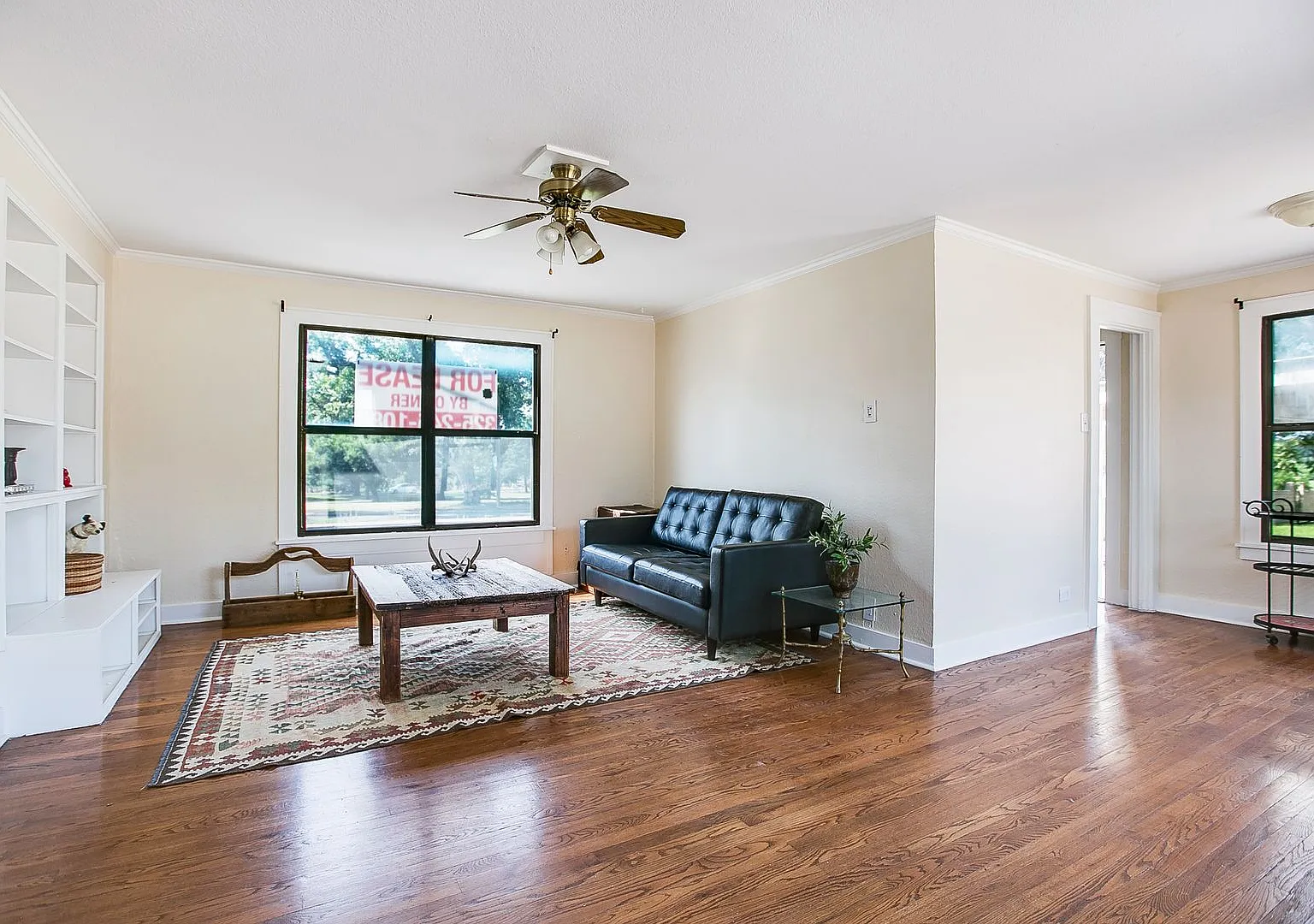 Now Available - Charming Apartment In Downtown San Angelo + Water/Trash/Sewer Included! — Photo 2