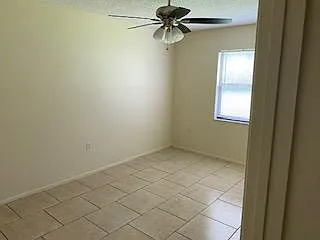 869 Schoolhouse Rd — Photo 3