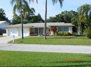 1652 Parkside Dr, Clearwater, FL 33756