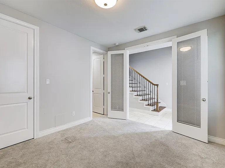 3245 Maxroy St — Photo 26