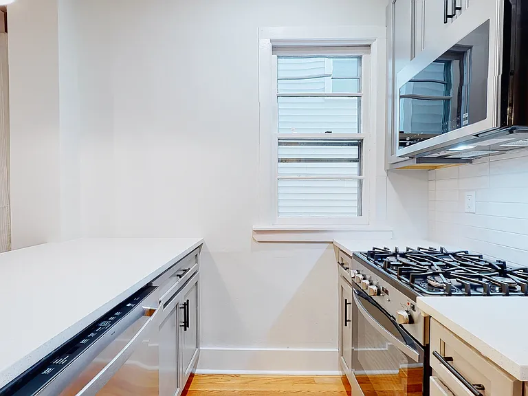 86 Edwards St #1 — Photo 34
