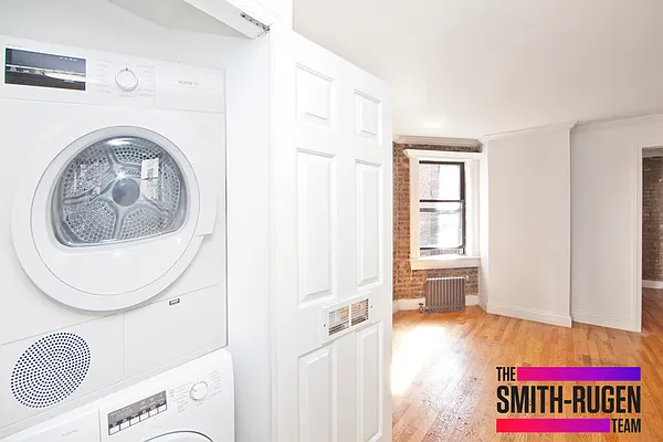 Rented by R New York | media 28