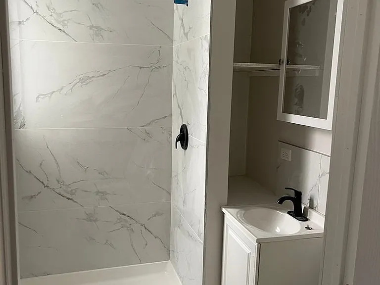 2917 W Cermak Rd #3F — Photo 5