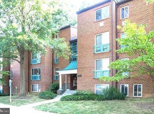 11803 Breton Ct APT 32C, Reston, VA 20191