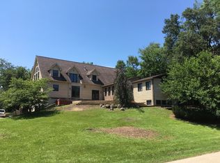 7904 Oakworth Dr, Wonder Lake, IL 60097