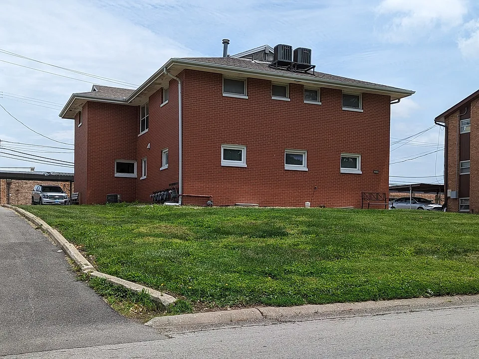 314 Mecherle Dr