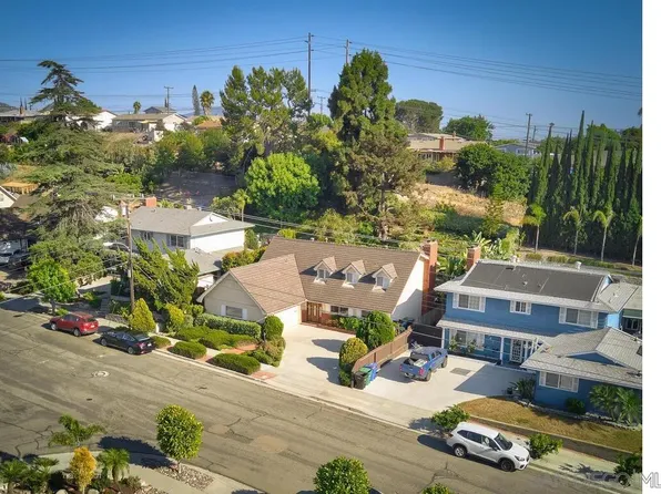 7957 Blue Lake Dr, San Diego, CA 92119