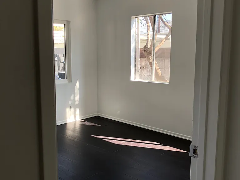 719 N Formosa Ave — Photo 17