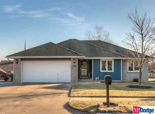 1082 N 28th St, Blair, NE 68008