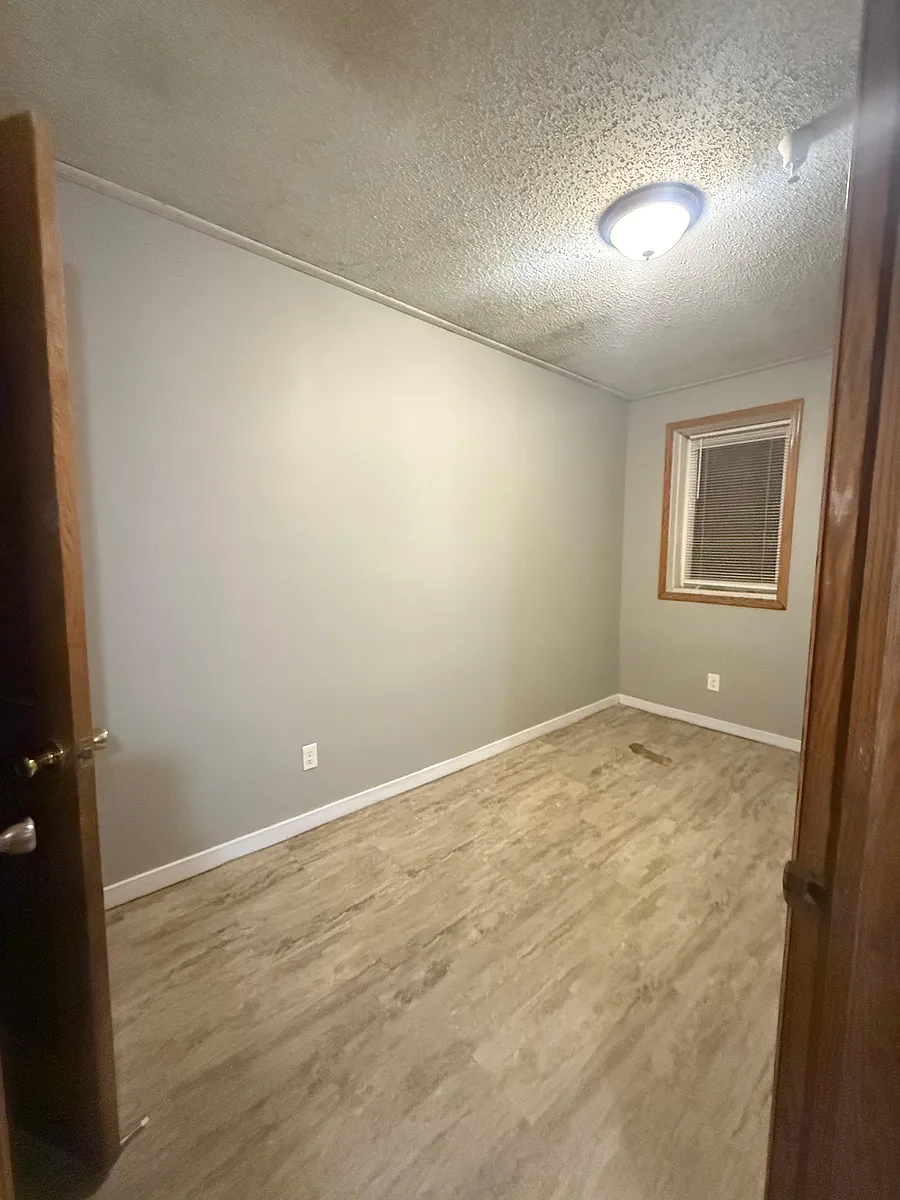 Building Photo - 2701 Emerson Ave N #1