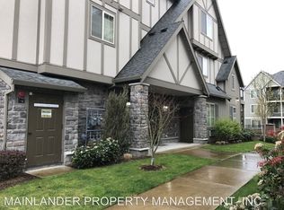 7881 NE Rockne Way, Hillsboro, OR 97006