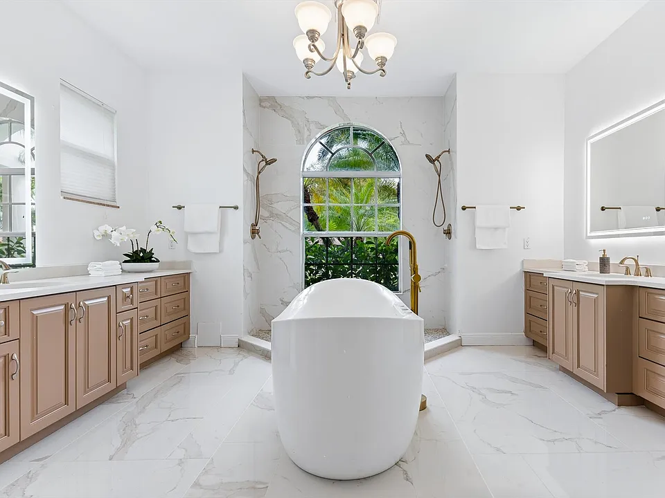 8717 Estate Dr