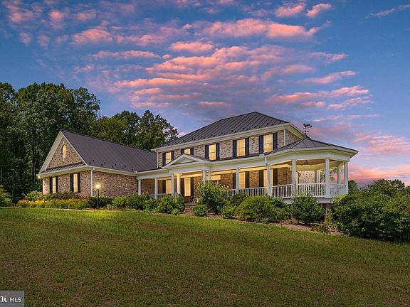 5th image of 1185 Belle Meade Rd