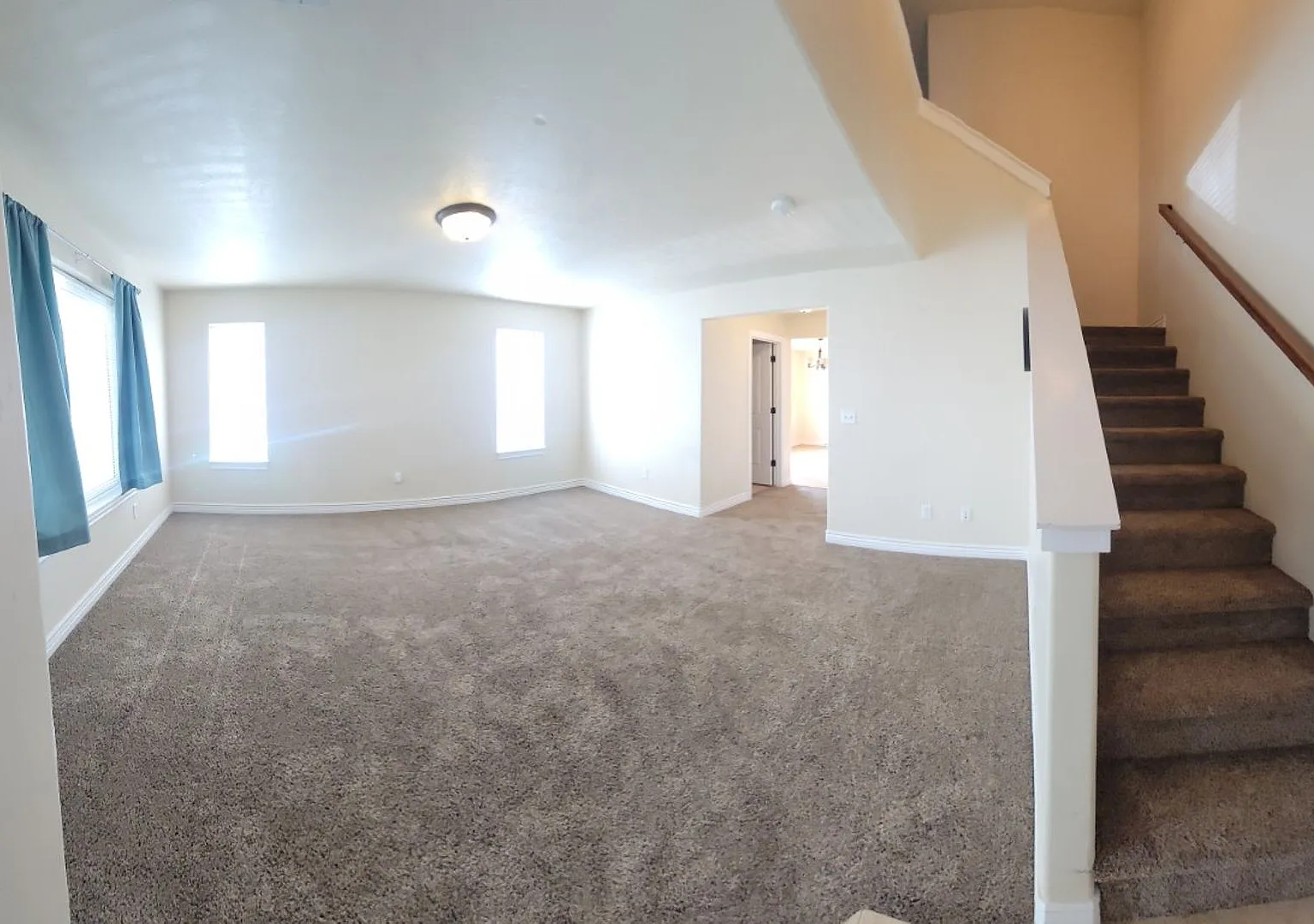 3 bed, 1.5 bath End Unit in The Meadows — Photo 2