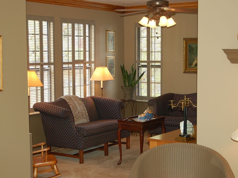2nd image of 11756 S Briarglen Dr