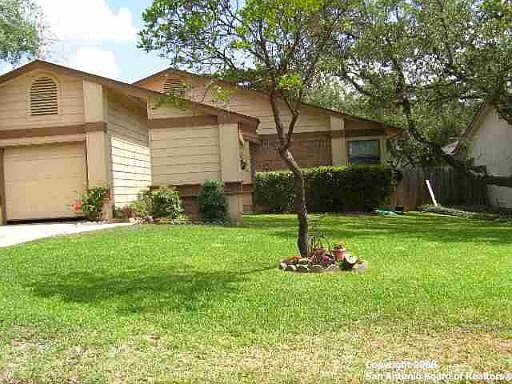 1st image of 1935 CREEK HOLLOW DR