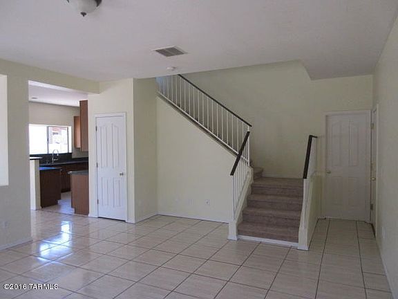 3rd image of 6289 S Sunrise Valley Dr